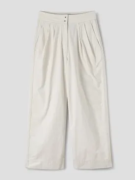 Pleated wide-leg trousers in Chalk